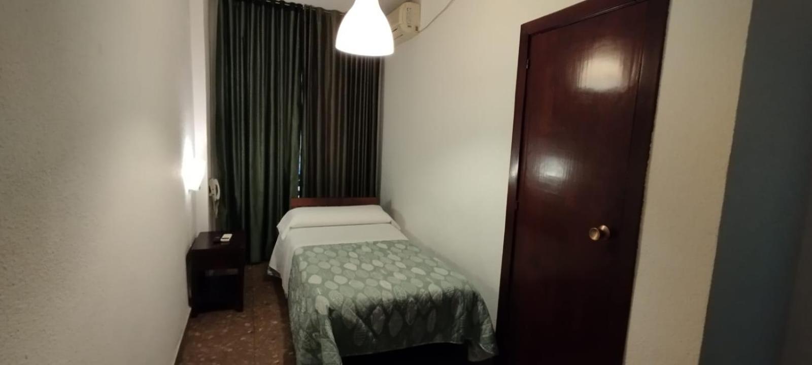 Hostal Ronda Кордова Екстер'єр фото